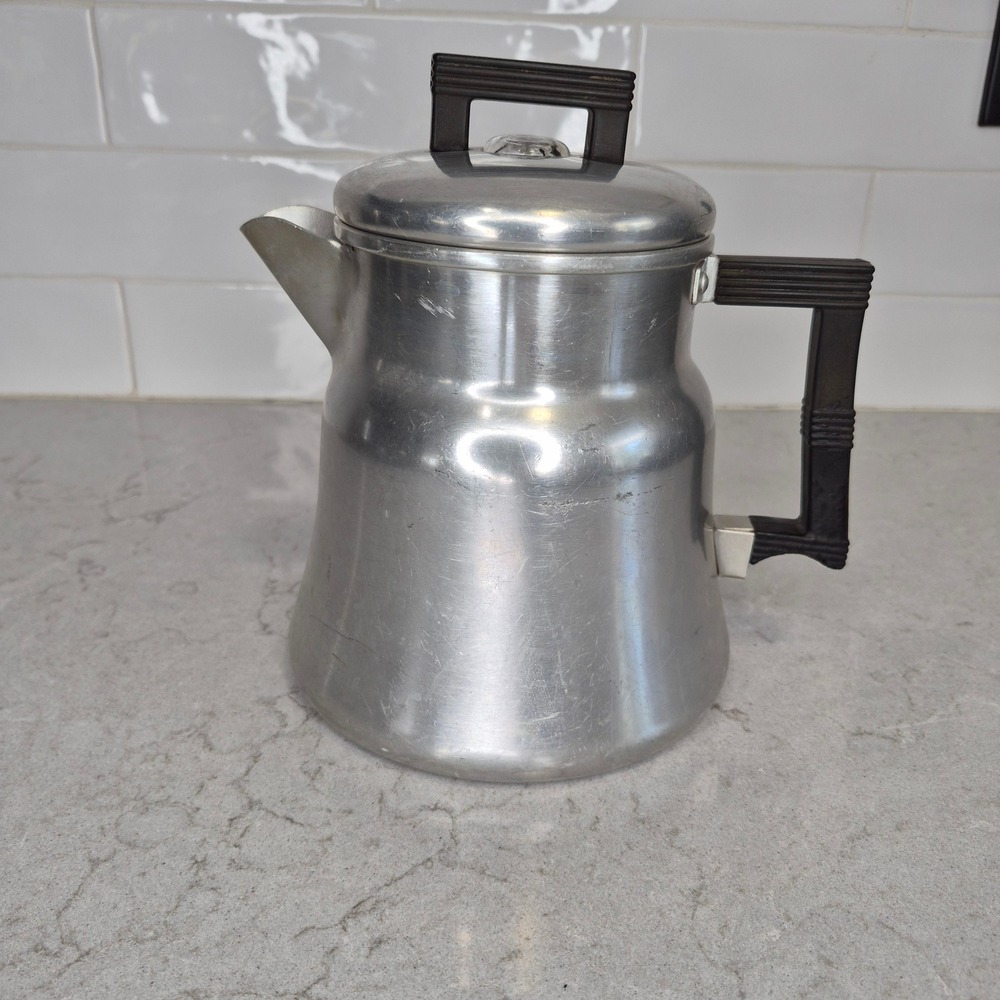 Wear-Ever Coffee Percolator Vintage 5062 8 Cup Silver